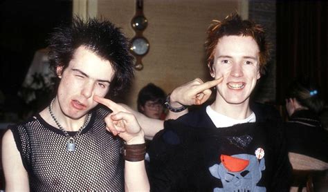 Johnny Rotten Sex Pistols Asegura Que Sid Vicious Se Le Aparece En Sus Sueños