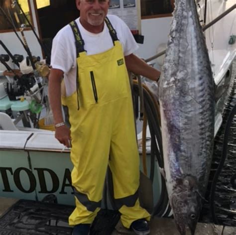 World Record King Mackerel Caught