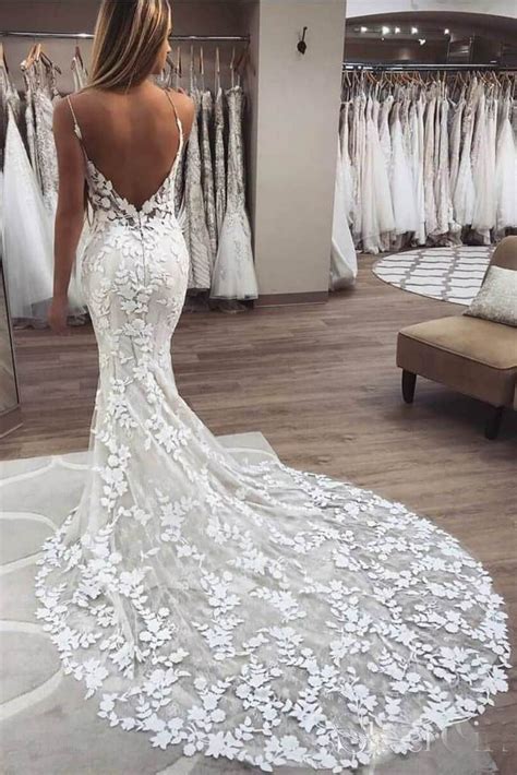Elegant Mermaid Spaghetti Straps Lace V Neck Ivory Wedding Dresses