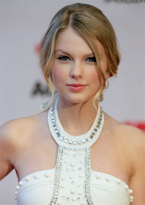 Taylor Swift No Source Celebrity Beautiful Babe Posing Hot Singer Australia