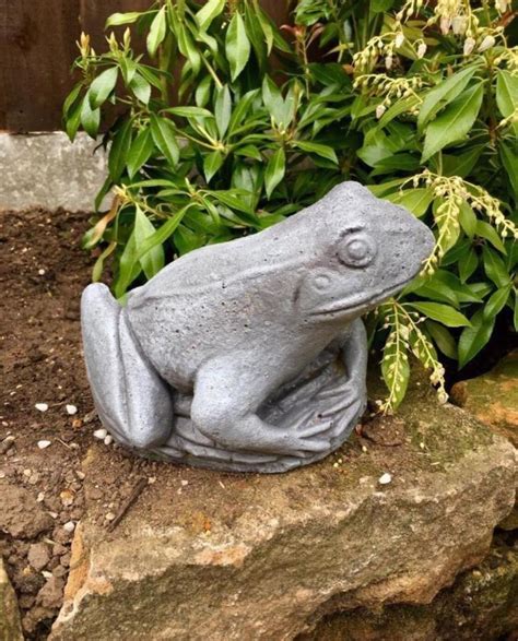Heavy Stone Garden Frog Ornament In Leicester Leicestershire Gumtree
