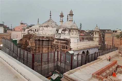 Gyanvapi Masjid Kashi Vishwanath Temple Was Built And Demolished 3