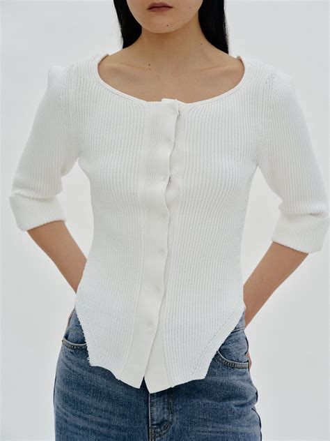 Curved Hem Knit White Sourceunknown