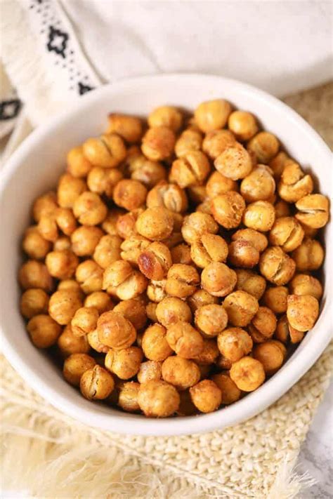 This Roasted Chickpeas Recipe Is Quick And Easy To Make These Crispy