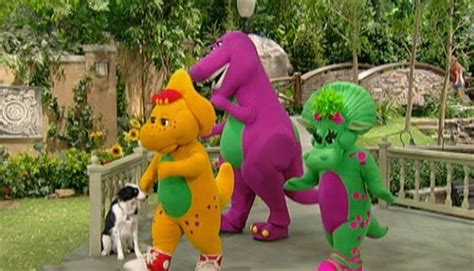 Barney E Seus Amigos 10ª Temporada Looke
