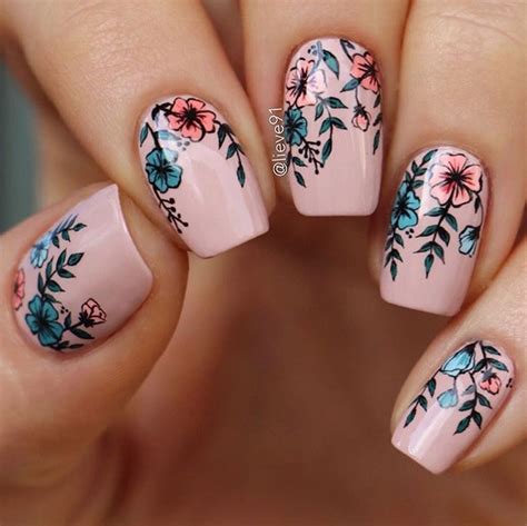 A place for nail art enthusiasts to find high quality and affordable nail products. 12 Incredibly Beautiful Nails That Are Entirely Hand Painted