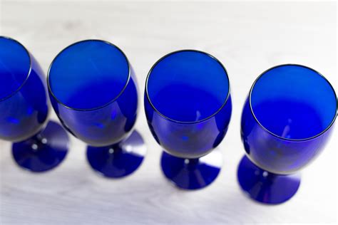 5 Blue Wine Glasses 16oz Cobalt Blue Vintage Cocktail Pedestal Stemware Libbey Premiere