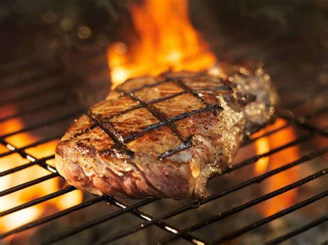 How To Prepare A Charcoal Steak Grilling Tips You Need To Know