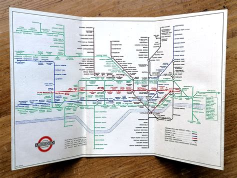 1945 London Underground Pocket Map Hc Beck Iconic Antiques