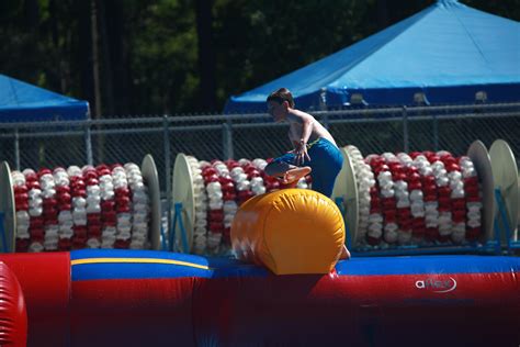 Summer Splash Pools Open For Fun In The Sun Summer Swimming Marine