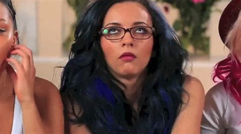 The 15 Emotions All Mixers Feel When Finding Out Little Mix Are