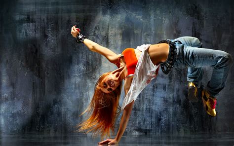 Amazing Babe 26 Breakdancebabe Versionone 07december2012friday 172038 Full Hd Wallpaper