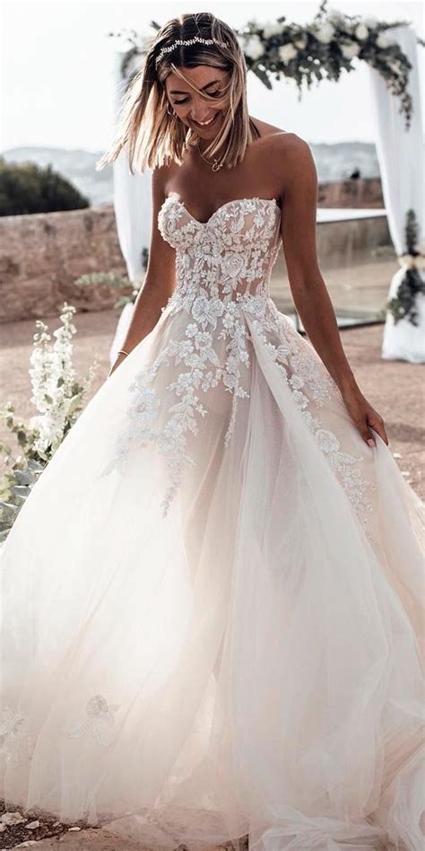 Sweetheart Wedding Dresses Ball Gown Lace Strapless Floral Applique