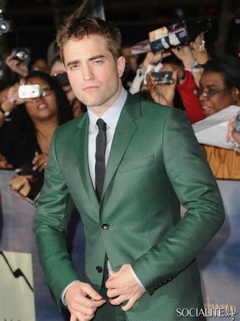 Robert Pattinson Looked So Handsome In His Textured Forrest Green Gucci Suit At The Breaking