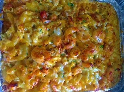 Lobster Crab And Shrimp Macaroni And Cheese 01 Easy Life