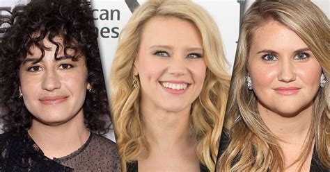 Ilana Glazer Kate Mckinnon And Jillian Bell Rsvp For Scarlett