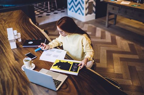 Ngay cả nhà vua của tây ban nha lúc đó là alfonso xiii cũng đã bị nhiễm cúm. Du học Tây Ban Nha: Chi phí sinh hoạt và nhà ở sinh viên