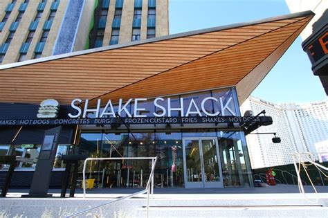 Shake Shack Las Vegas Readies To Open At New York New York