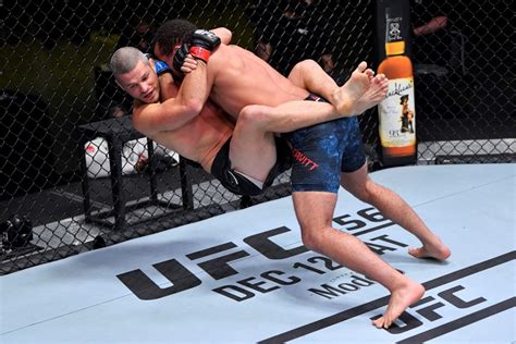 UFC ESPN 試合結果 計量後に 試合がキャンセルも熱戦続き 見事なフィニッシュ連発 MMAのインタビューと試合レポートならMMAPLANET