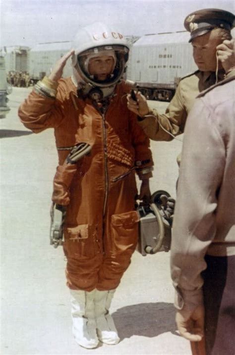 Self Rescuing Princess Society Trajes Espaciais União Soviética