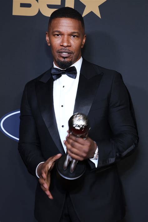 Jamie Foxx Says Hes Not Interested In Being Married Houston Style