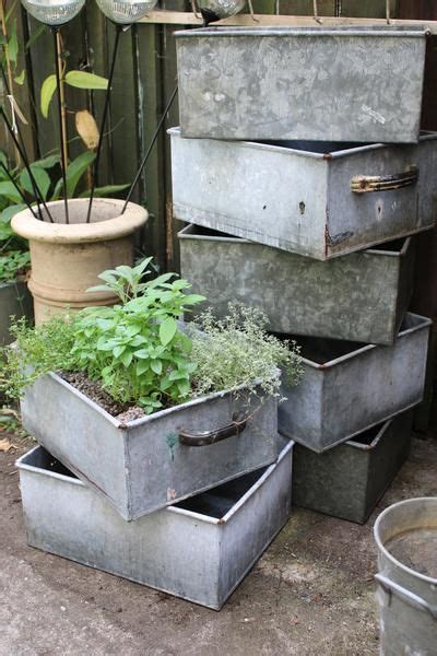 Vintage Galvanised Containers Discoverattic Herb Garden Backyard