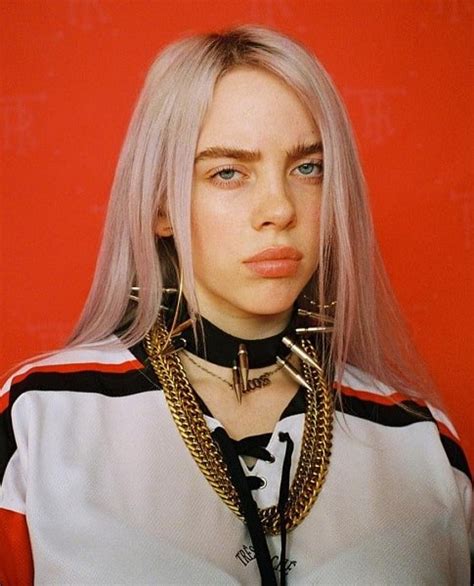 Billie eilish is one more name that belongs to the scene of hollywood musicians and actors. Billie Eilish Wiki, Age, Net Worth, Boyfriend, Husband ...