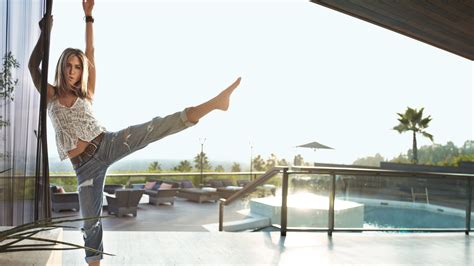 A Peek Into Jennifer Anistons Real Estate Portfolio Architectural Digest