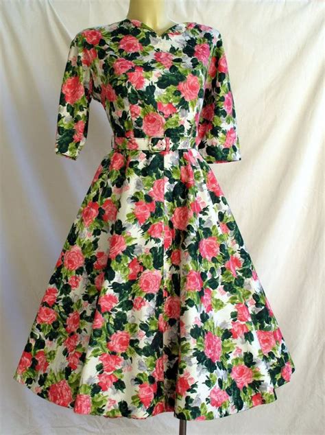 Stunning Vintage 1950s 50s Deadstock Floral Rose Bombshell Cotton Dress