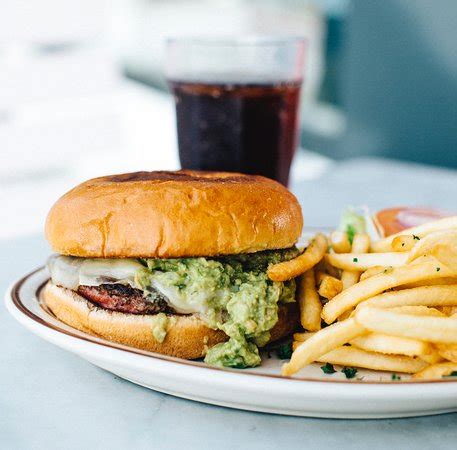 Every town has a local diner. HARRY'S COFFEE SHOP, La Jolla - Menu, Prices & Restaurant ...
