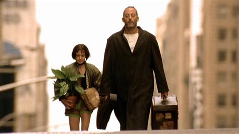 Eventually she develops an ambition to become a cleaner herself. Leon: The Professional (Film Review) - alasdaircboswell.blog