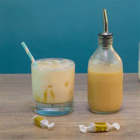 Make this caramel white russian cocktail recipe with just a few ingredients like delicious salted caramel vodka and kahlua. DIY Salted Caramel Vodka | Recipe | Caramel vodka, Caramel cocktail, Salted caramel vodka