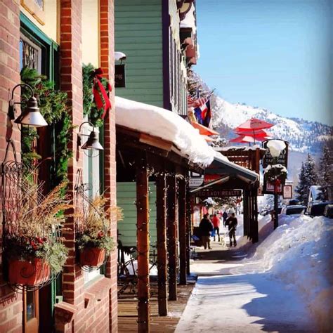 9 Of The Best Mountain Towns In Colorado
