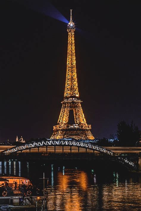 Pin By Miroslav On Buildings Of The World Paris At Night Paris