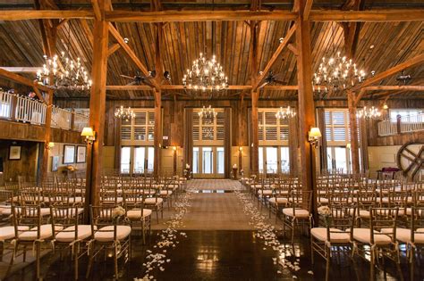 Zukas hilltop barn is one of the most popular outdoor wedding venues in all of massachusetts. les fleurs : barn at gibbet hill : indoor ceremony : barn ...