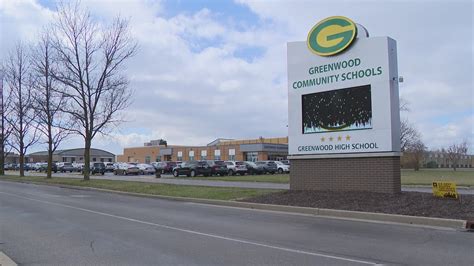 Greenwood Hs Holding E Learning Day After Vandalism