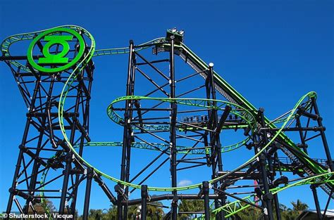 Movie World Gold Coast Shuts Down Green Lantern Rollercoaster And Doomsday Destroyer Looping