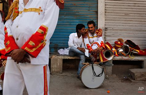 Indias Disappearing Brass Bands — Ap Photos