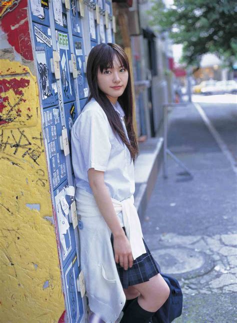 Yui aragaki (新垣 結衣, aragaki yui?) is a japanese actress, singer, and model. Yui Aragaki Photo Gallery - JAPANESE ARTIST WALLPAPER ...