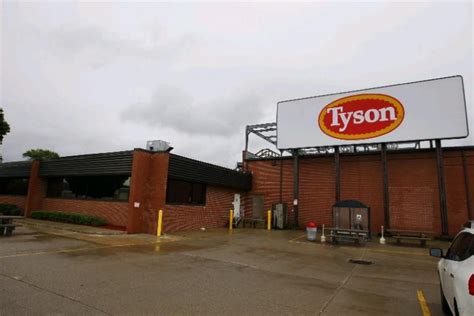U Haul Puts Former Tyson Foods Plant Back Into Gear The Buffalo News