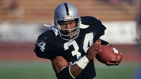 Bo Jackson Says He Would Average 350 400 Yards Per Game If He Played In