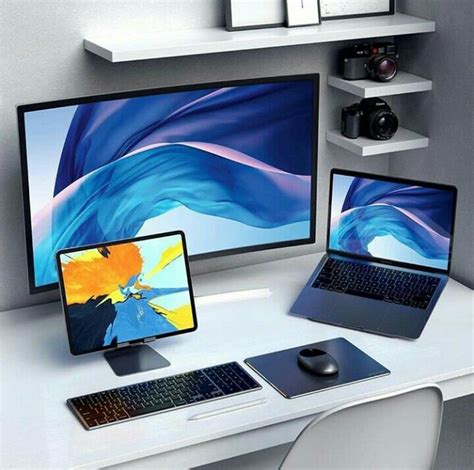 Apple Swag Desktop Setup Desk Setup Computer Setup
