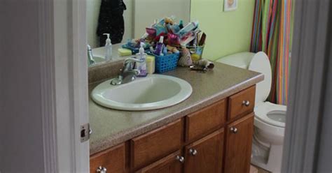 See What This Drab Bathroom Looks Like After A 400 Makeover