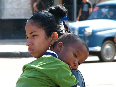 Madre E Hijo La Habana Madre E Hija Rostros