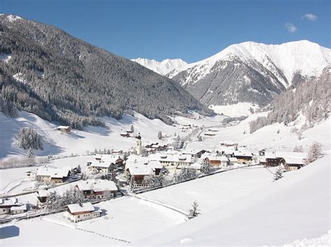 Great savings on hotels in innervillgraten, austria online. Innervillgraten - Hochpustertal - Osttirol - Hotel, Zimmer ...