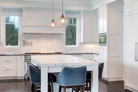 White Transitional Kitchen Mantoloking New Jersey By Design Line Kitchens