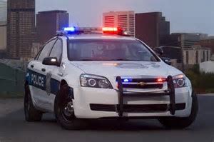 Schöner ex police car, war zuletzt für eine us production company im. Warum hat die US Polizei Rot und Blaue Blaulichter und wir ...