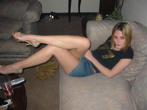 Instantfap Hottie With Nice Legs