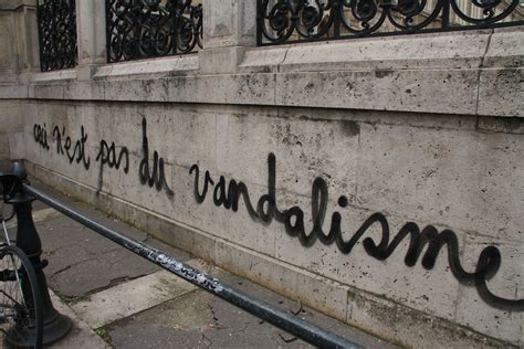 Message On A Parisian Wall The Wall Of Les Beaux Arts Parisian