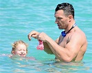 Wladimir Klitschko demonstrates the perfect shape on vacation with his ...
